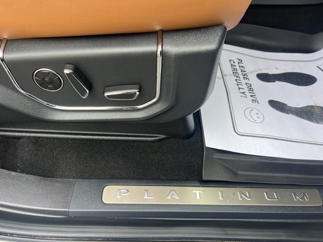 2024 Ford Expedition Platinum