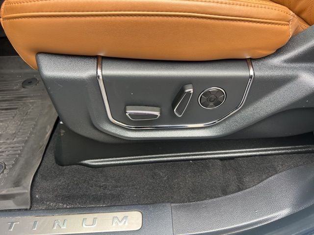 2024 Ford Expedition Platinum