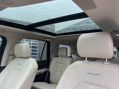2022 Ford Expedition Platinum