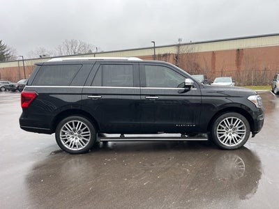 2022 Ford Expedition Platinum