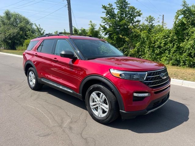 2024 Ford Explorer XLT