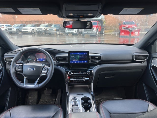 2024 Ford Explorer ST-Line