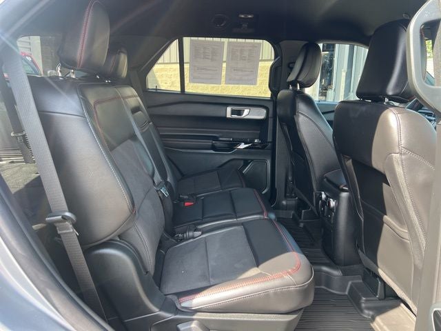 2024 Ford Explorer ST-Line