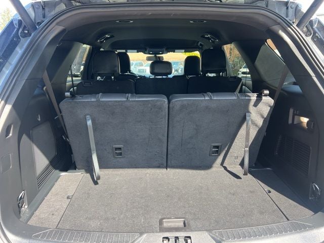 2024 Ford Explorer ST-Line
