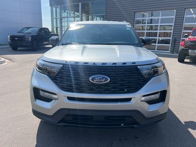 2024 Ford Explorer ST-Line