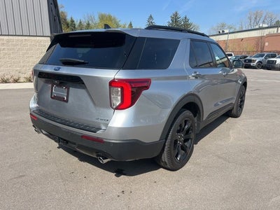 2024 Ford Explorer ST-Line