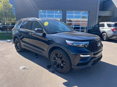 2023 Ford Explorer ST-Line