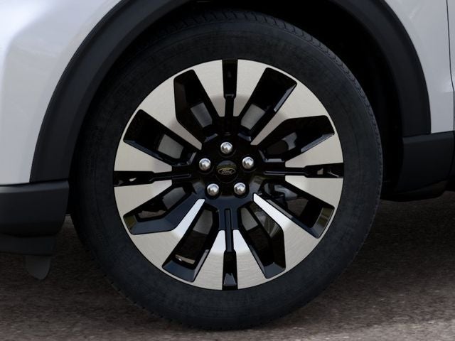 2027 Ford Explorer 4DR 4WD PLTNM
