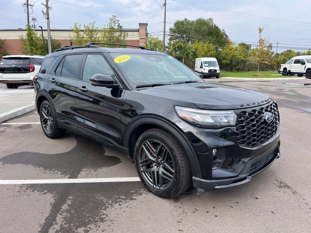 2025 Ford Explorer ST