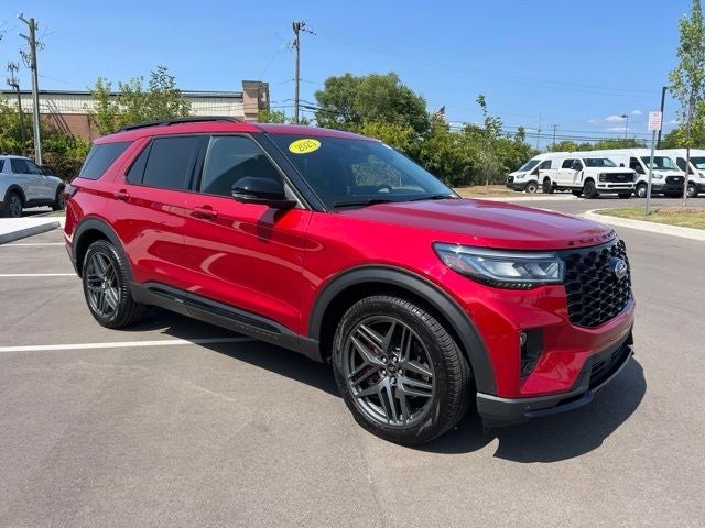 2025 Ford Explorer ST