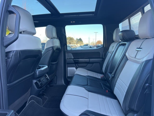 2022 Ford F-150 Lightning Platinum