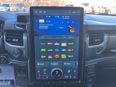 2022 Ford F-150 Lightning Platinum