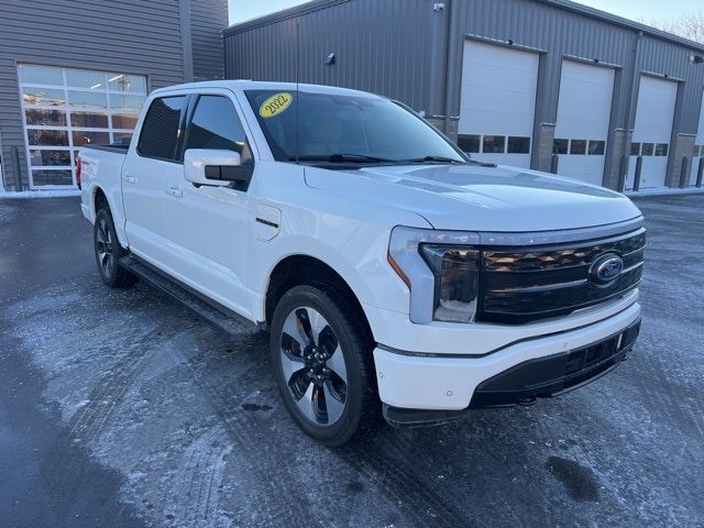 2022 Ford F-150 Lightning Platinum