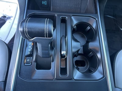 2022 Ford F-150 Lightning Platinum