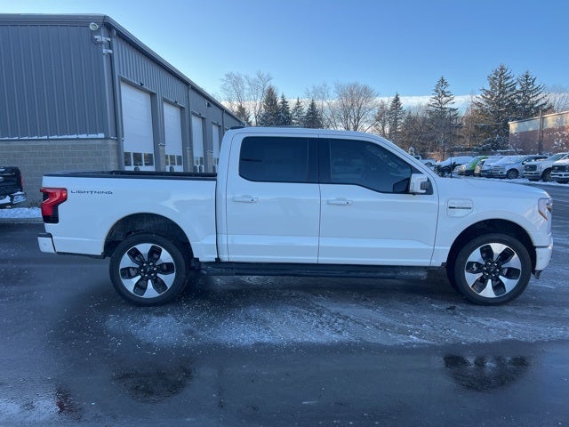 2022 Ford F-150 Lightning Platinum