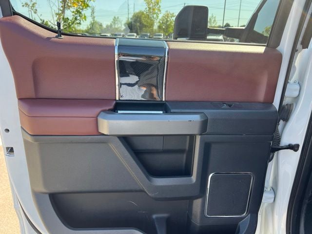 2022 Ford F-350SD Platinum