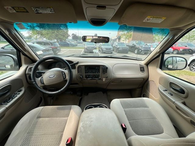 2002 Ford F-150 XLT