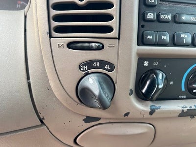 2002 Ford F-150 XLT