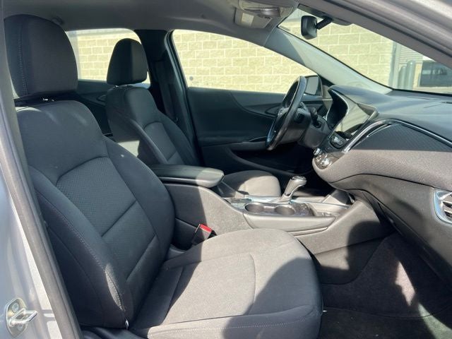 2017 Chevrolet Malibu LT 1LT