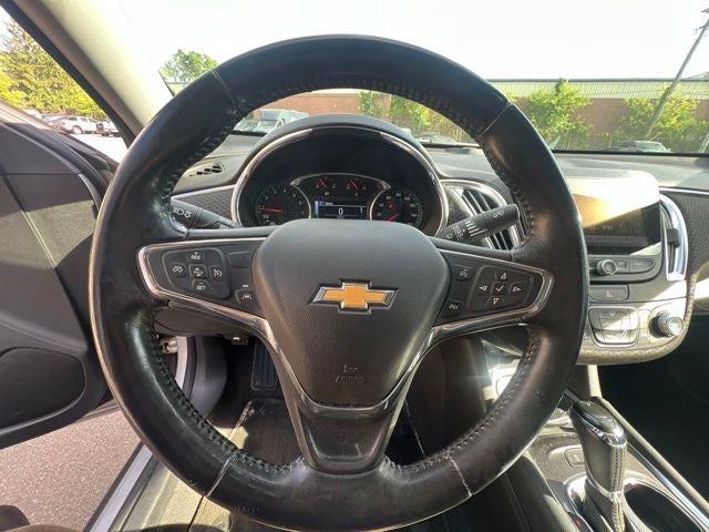 2017 Chevrolet Malibu LT 1LT