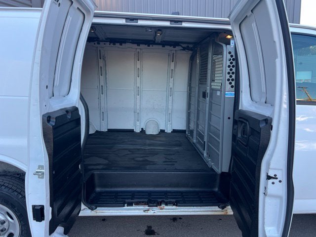 2017 Chevrolet Express 2500 Work Van Cargo