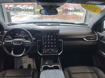 2024 GMC Acadia Elevation