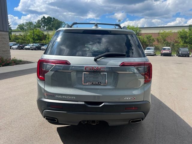 2023 GMC Acadia AT4