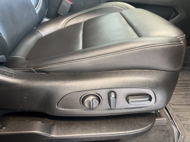 2024 Chevrolet Traverse Limited LT Leather