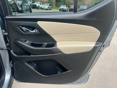 2023 Chevrolet Traverse LT Cloth w/2FL