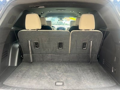 2023 Chevrolet Traverse LT Cloth w/2FL
