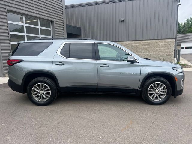 2023 Chevrolet Traverse LT Cloth w/2FL