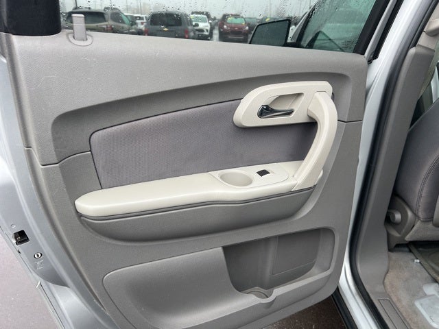 2011 Chevrolet Traverse LS