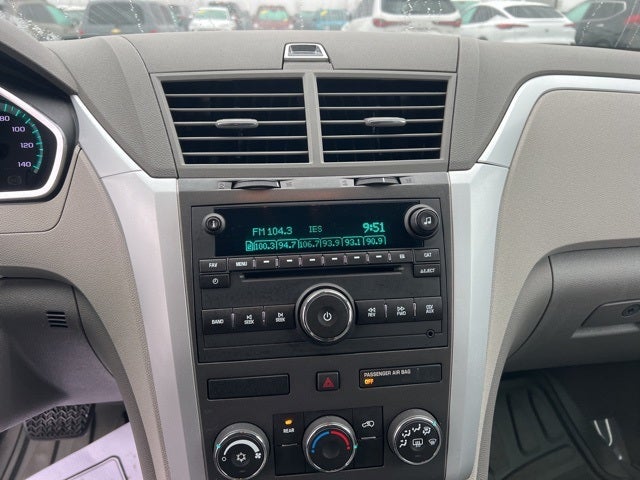 2011 Chevrolet Traverse LS