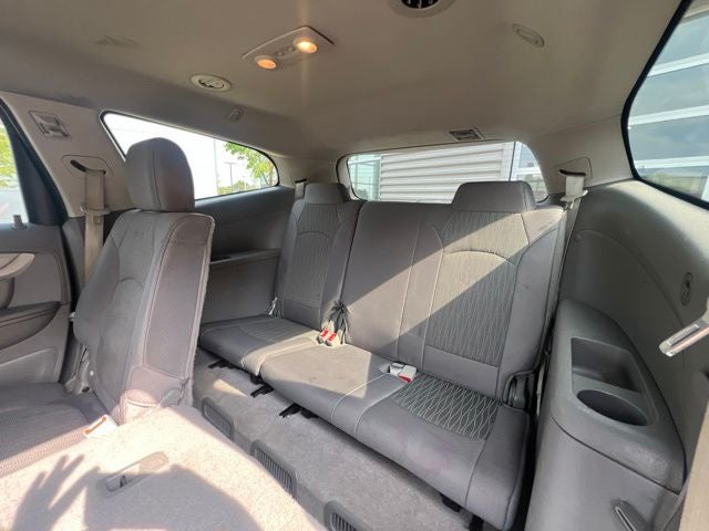 2016 Chevrolet Traverse LS