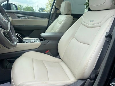 2020 Cadillac XT5 Premium Luxury