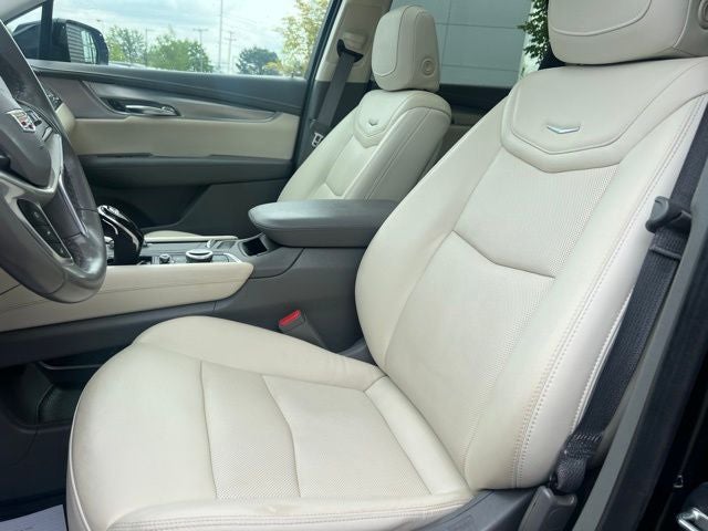 2020 Cadillac XT5 Premium Luxury