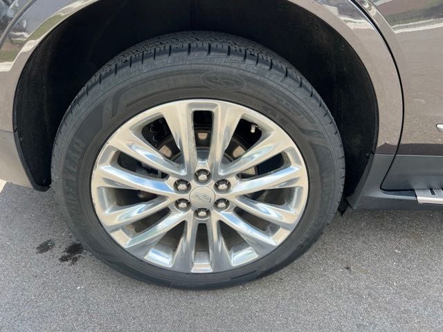 2018 Cadillac XT5 Platinum