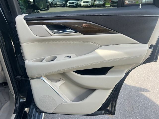 2020 Cadillac Escalade Luxury