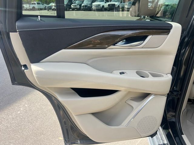 2020 Cadillac Escalade Luxury