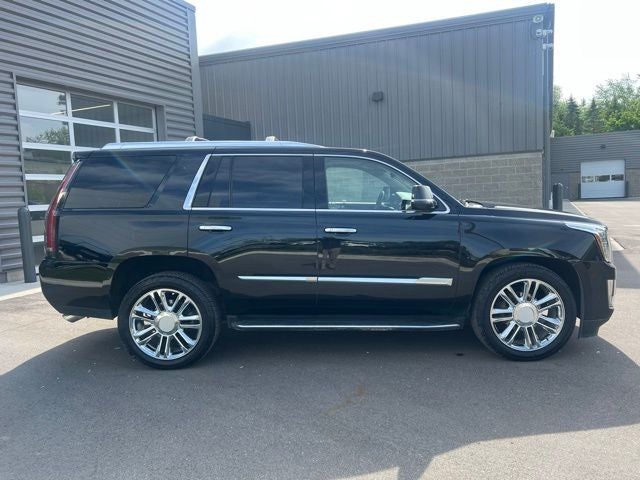 2020 Cadillac Escalade Luxury