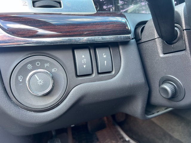 2012 Lincoln MKS Base