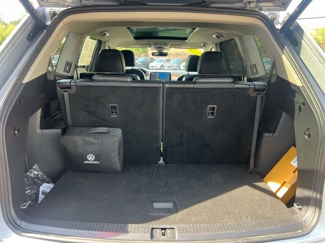 2024 Volkswagen Atlas 2.0T SEL Premium R-Line