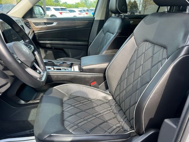 2024 Volkswagen Atlas 2.0T SEL Premium R-Line