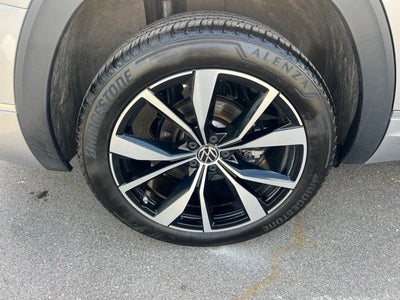 2024 Volkswagen Atlas 2.0T SEL Premium R-Line