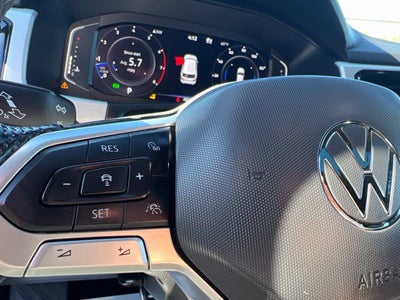 2023 Volkswagen Atlas Cross Sport 3.6L V6 SEL R-Line