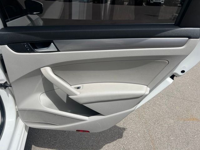 2013 Volkswagen Passat TDI SEL Premium