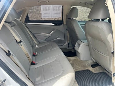 2013 Volkswagen Passat TDI SEL Premium