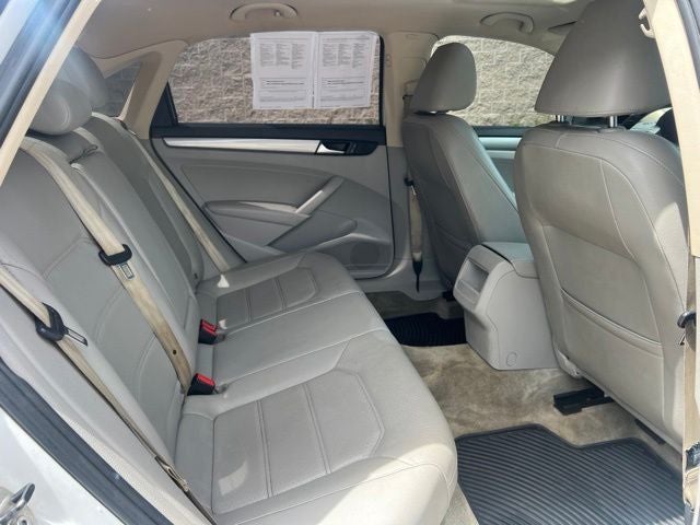 2013 Volkswagen Passat TDI SEL Premium