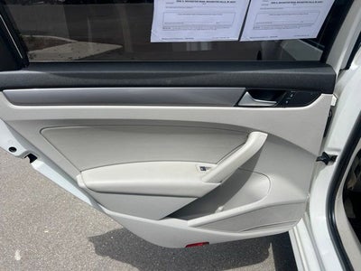 2013 Volkswagen Passat TDI SEL Premium