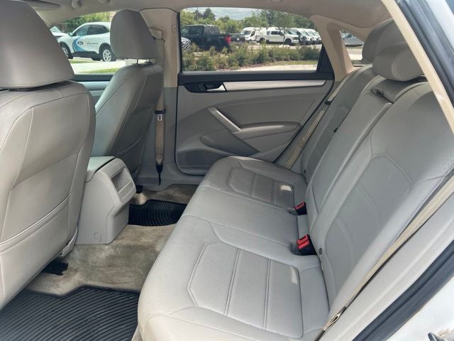 2013 Volkswagen Passat TDI SEL Premium